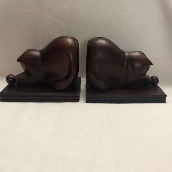 Selamat designs mahogany wood cats bookends - Picture 1 of 14